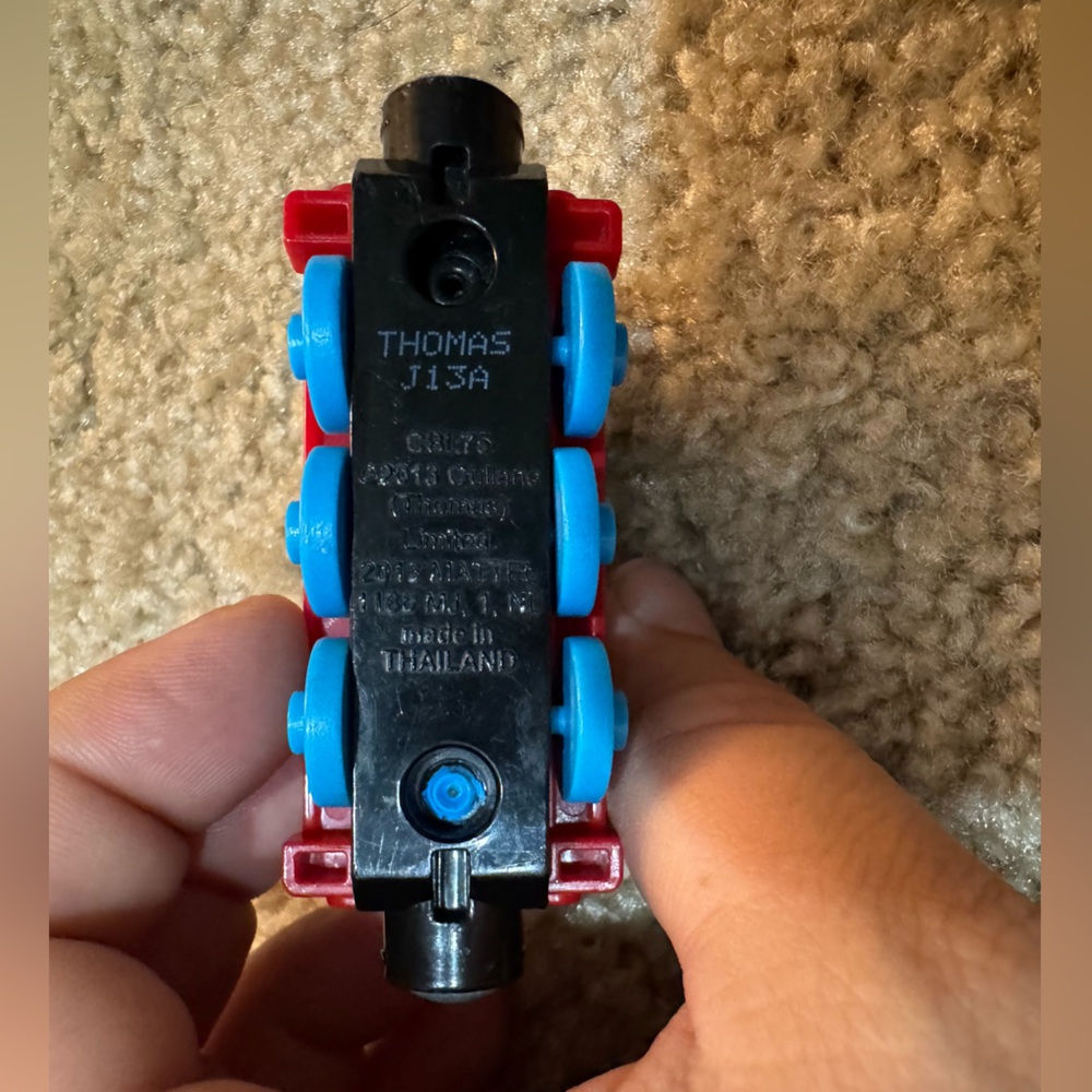 Thomas Train Engine - Picture 5 of 5